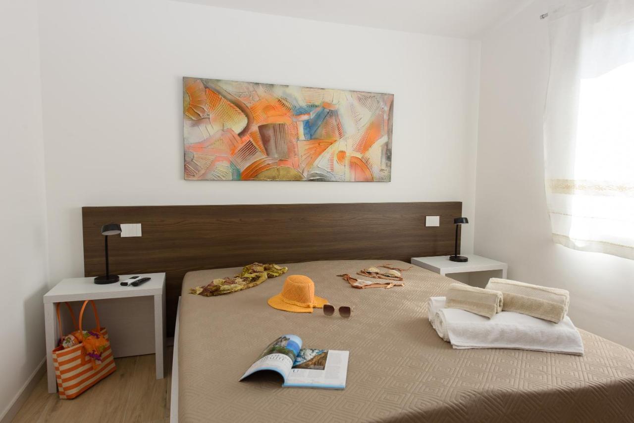 Loft Lungomare Vista Mare E Monti Lejlighed Àrbatax Eksteriør billede