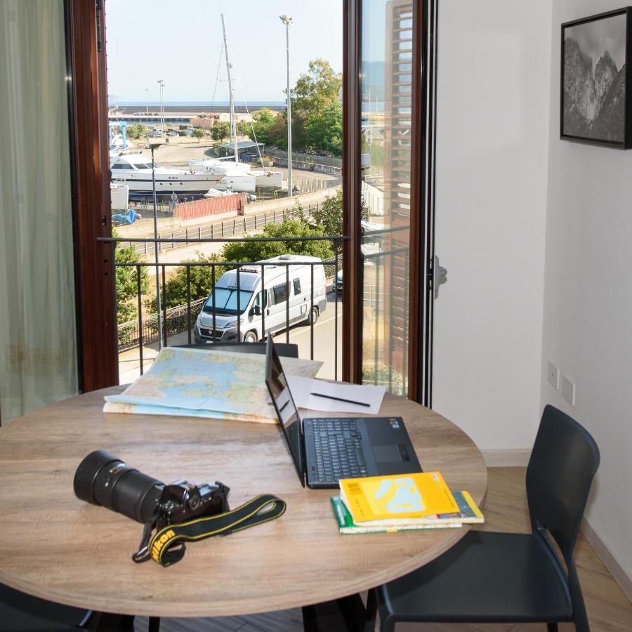 Loft Lungomare Vista Mare E Monti Lejlighed Àrbatax Eksteriør billede
